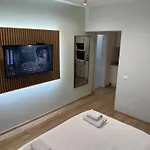 4Seasonsgea , New Modern Apartment In Tirana